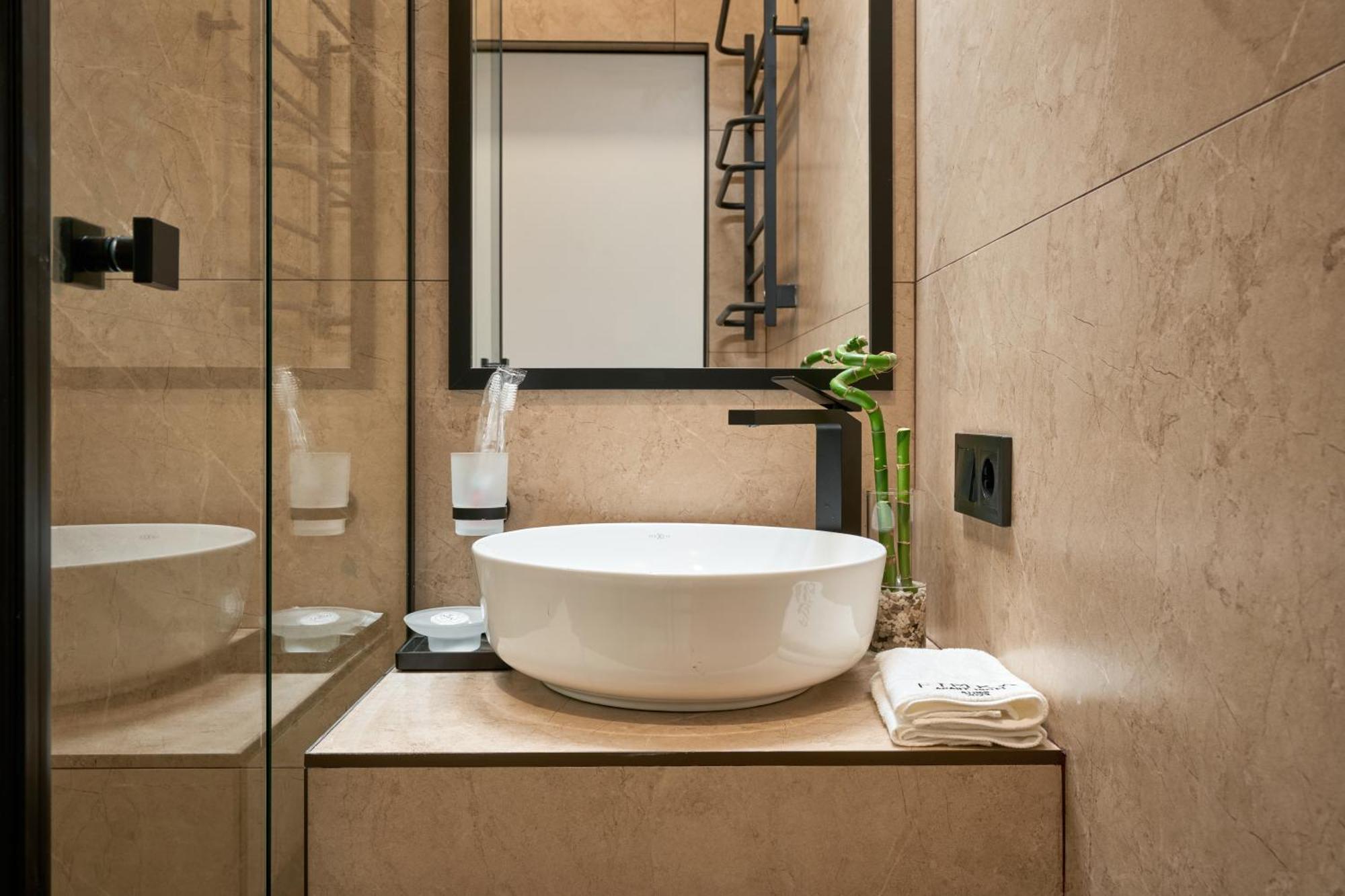 Fimka Apart Hotel Ивано-Франкивск Екстериор снимка